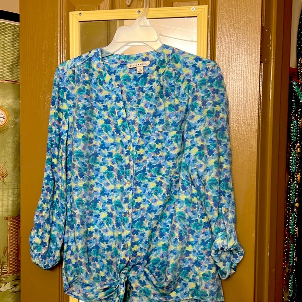 Brand-Zac & Rachel multi length sleeve. Size small